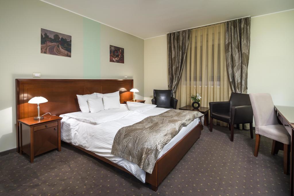Garni Hotel Semlin B&B Βελιγράδι Δωμάτιο φωτογραφία