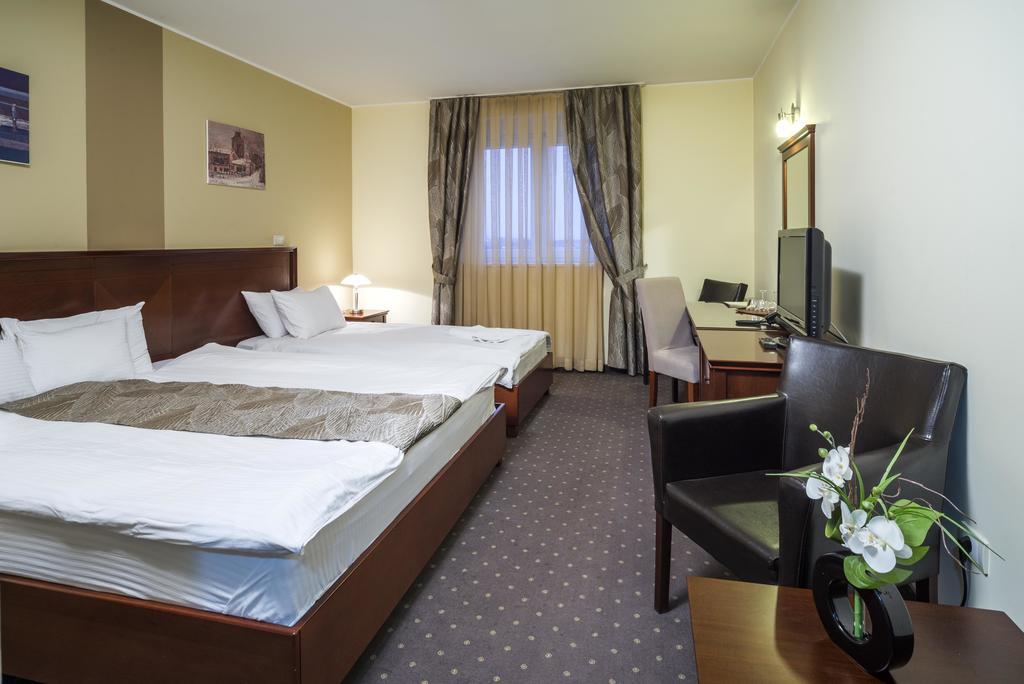 Garni Hotel Semlin B&B Βελιγράδι Δωμάτιο φωτογραφία